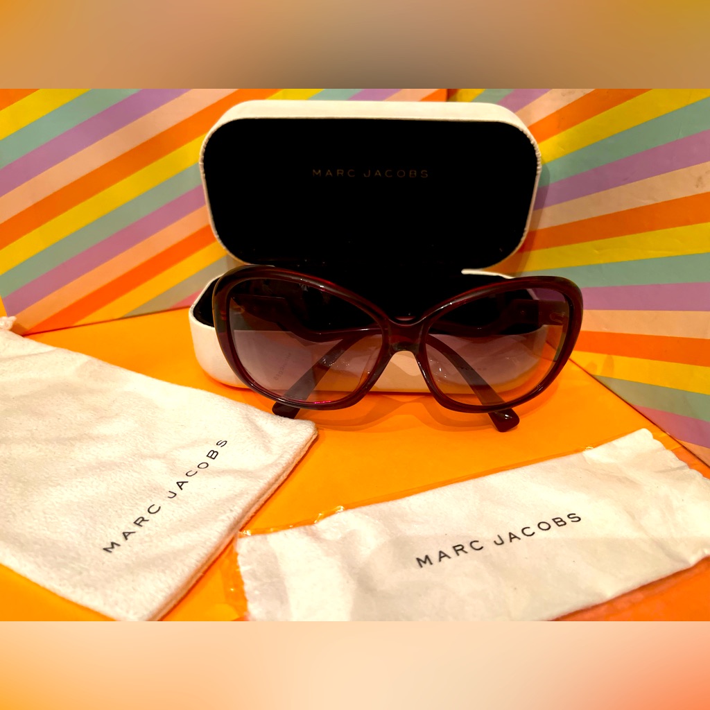 Marc Jacobs Women's Sunglasses - Stylish Brown